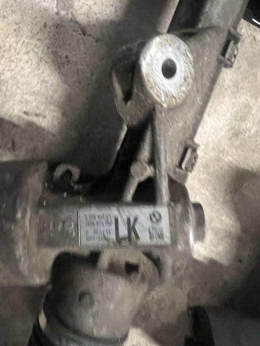 Caixas direcao bmw ( LK)