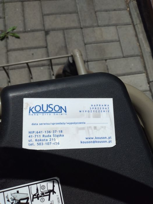 Chodzik dla starszej osoby
