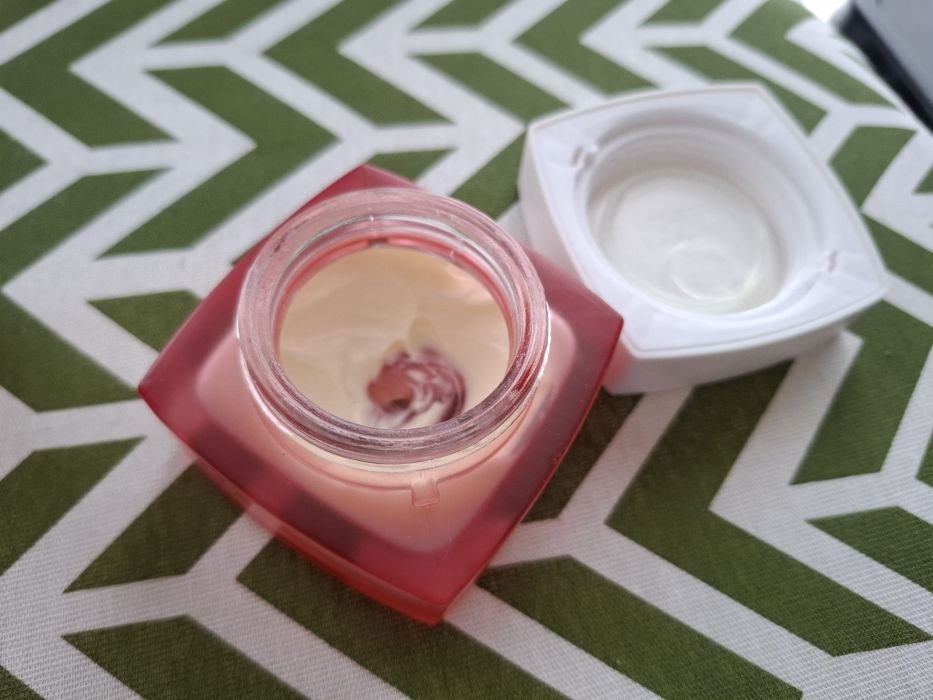 Hdrey Retinal Defence serum I krem