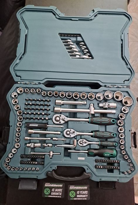 Mala de Ferramentas Mannesman 215 Peças 1/2", 3/8" e 1/2"(Artigo Novo)