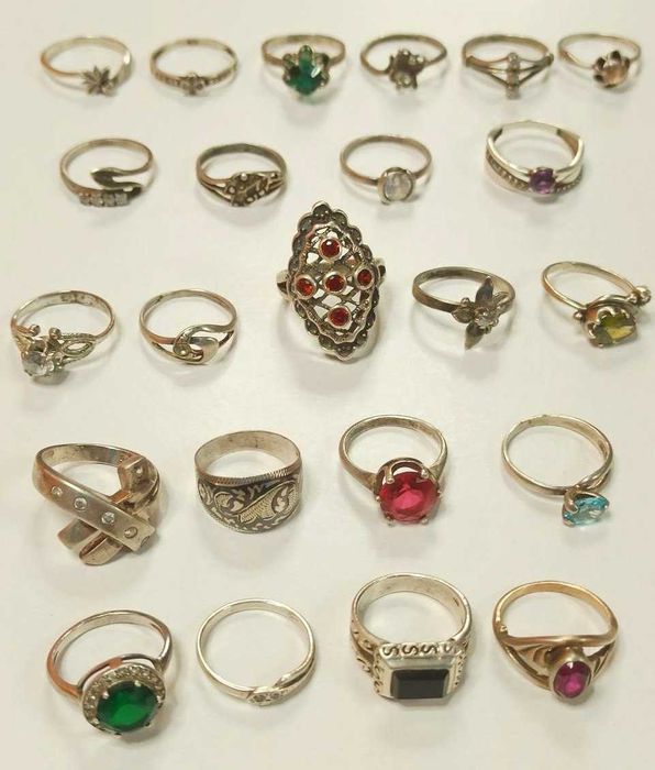 Коллекция серебряных колец