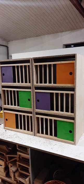 Cele lęgowe dla gołębi.