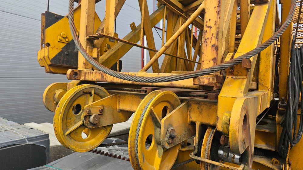 Dźwig żuraw libherr 42 k