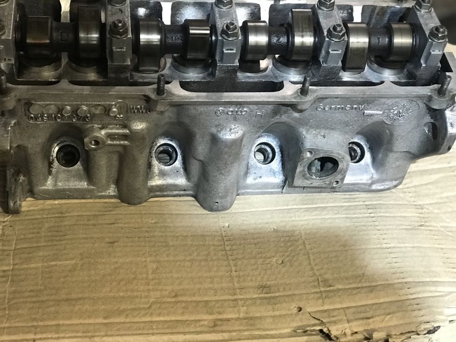 Головка блока цилиндров ГБЦ Audi 80, VW Passat B3 B4 Golf Vento Caddy Jetta, Seat Cordoba Ibiza Toledo 1.6 1.8 2.0 8V