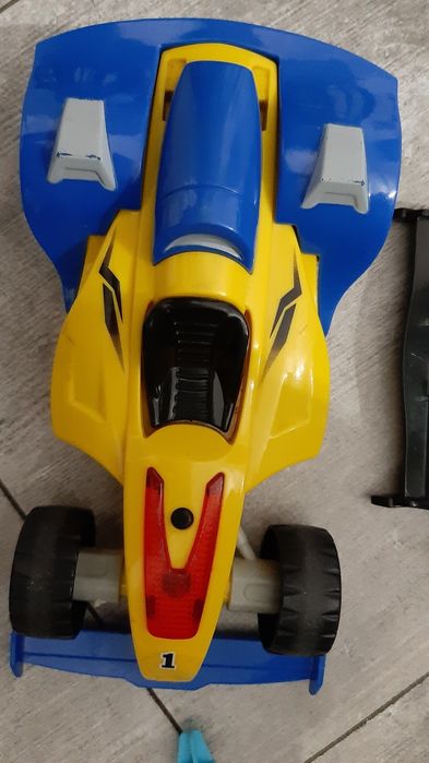 Zestaw konstrukcyjny do skręcenia AUTO I DINOZAUR