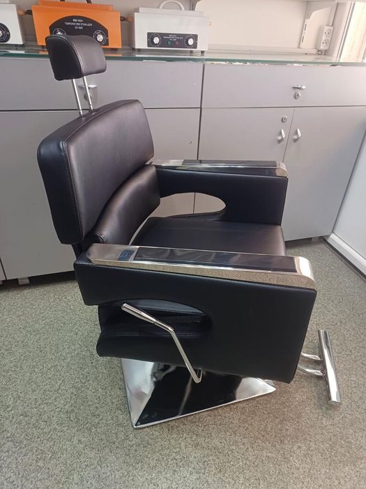 Кресло парикмахерское на гидравликеНВ-А048