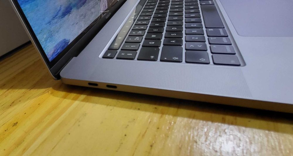 NFPower - Semi-Novo – Apple MacBook Pro 16 - i7 4.50Ghz - 16GB RAM - 512GB