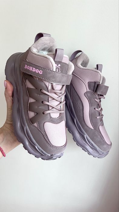 Зимові кросівки на хутрі 35 р.