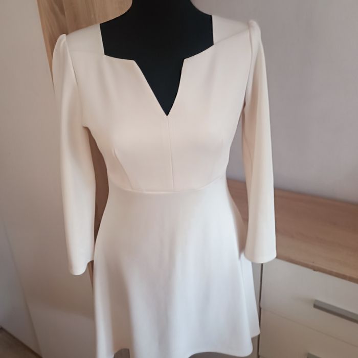 Sukienka damska rękaw 3/4