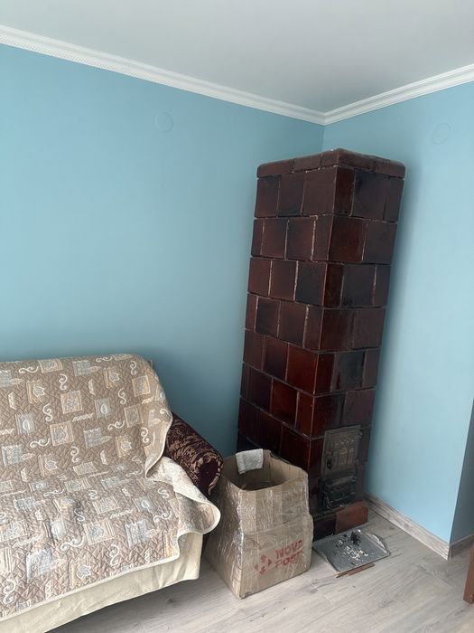 Продається  трикімнатна квартира в Підполоззі