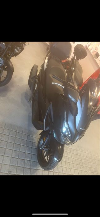 Honda Forza 125 cc  2022 automatica com 15100 km rodados moto nova!