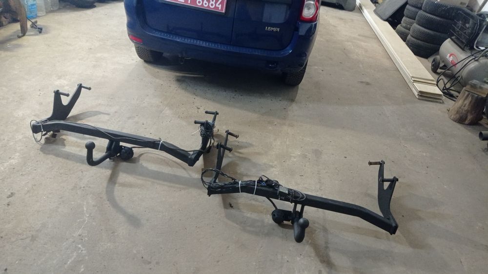 Фаркоп Dacia Сандеро з проводкою