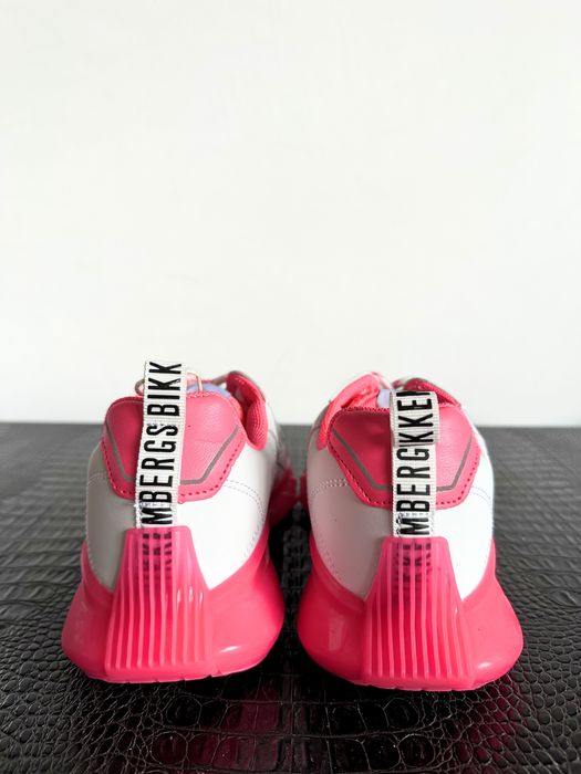 Жіночі кросівки Bikkembergs. Розмір 38,39,40.
