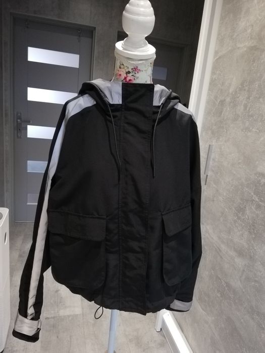 Kurtka oversize z elementami odblaskowymi M 38 Clockhouse