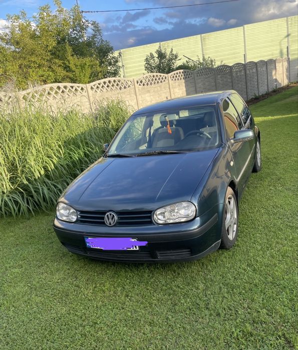 Golf 4 IV 2001 rok 1.6 benzyna +LPG trzydrzwiowy