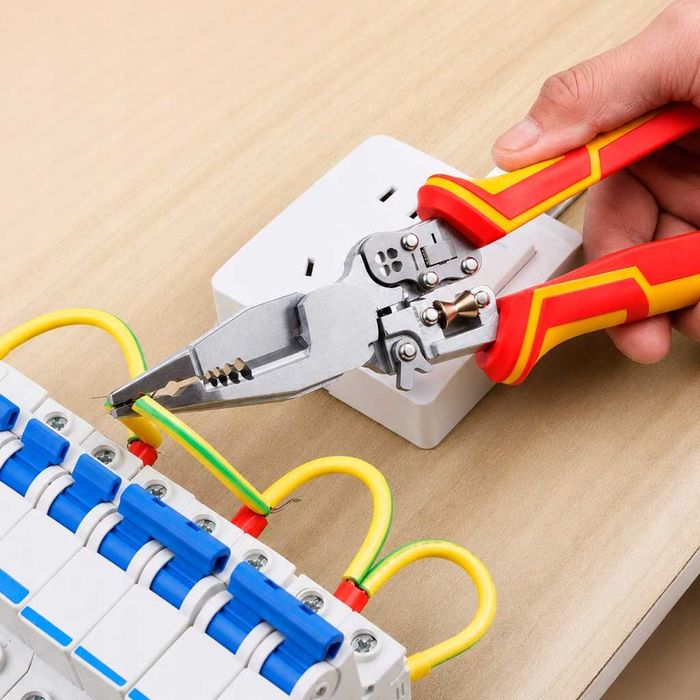 Szczypce wielofunkcyjne 9w1 z pomiarem prądu dla elektryków