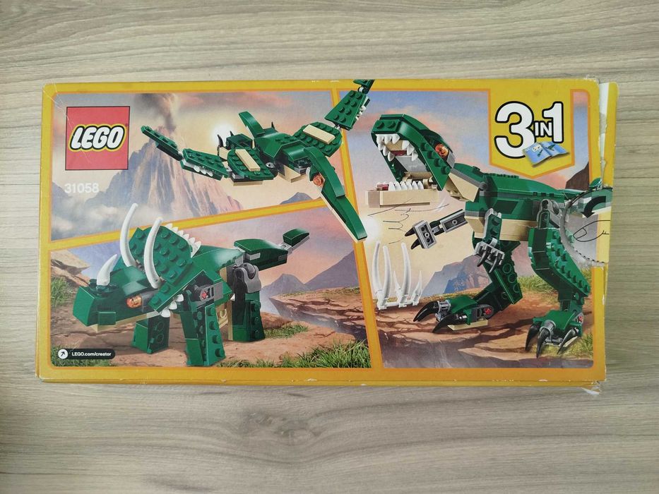 Pudełko po klockach Lego Creator 3w1 31058, Potężne dinozaury