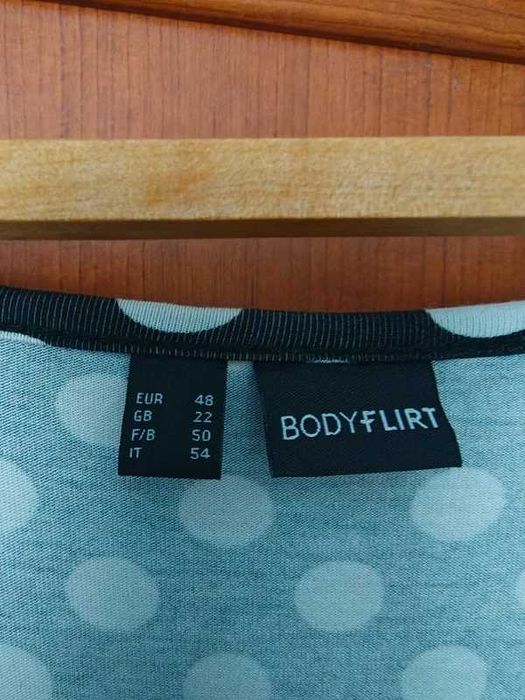 Elegancka sukienka w groszki bon prix roz 48