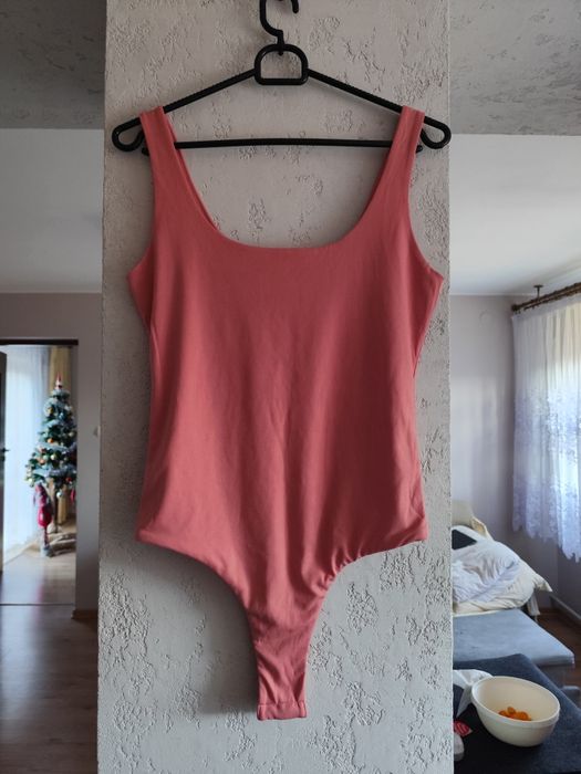 Body stringi na nieregulowane ramiączka rozm S. Bik Bok