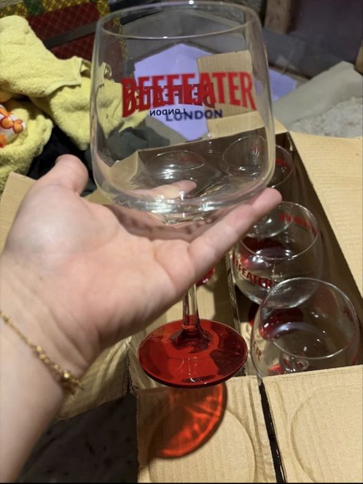 5 copos novos beefeeter