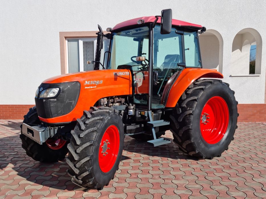 Kubota M108S  Японський трактор Кубота