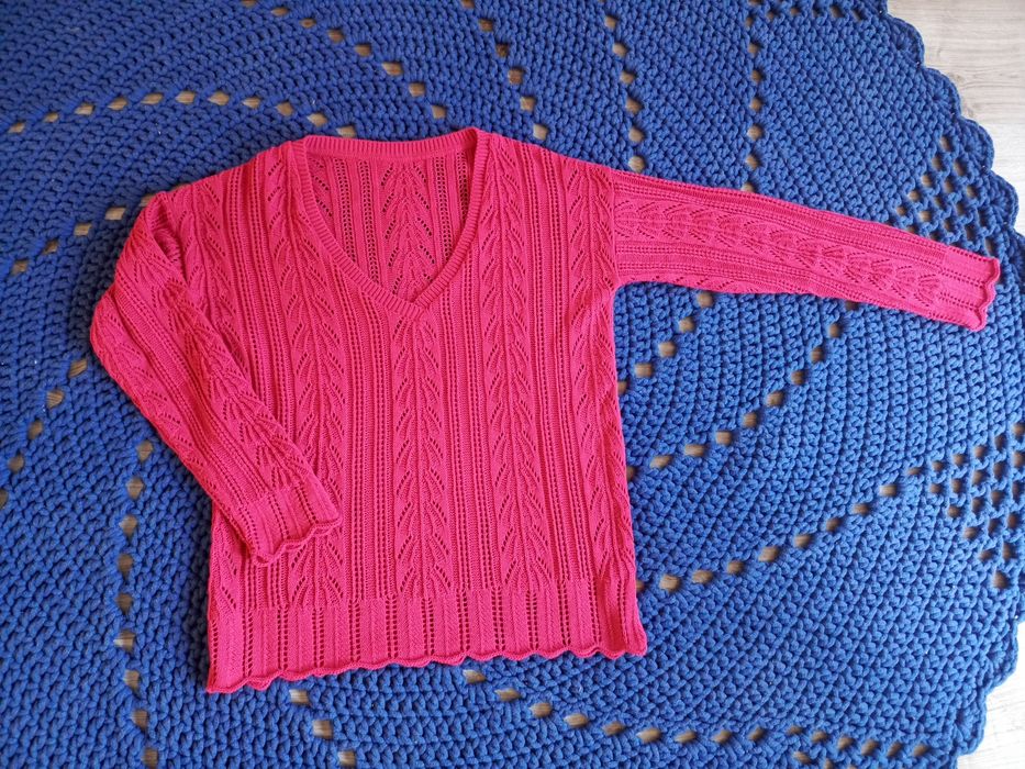 Ażurowy sweterek damski