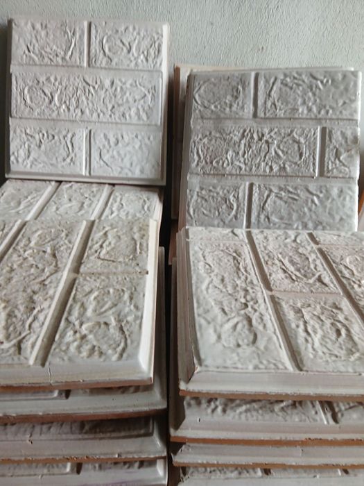 Продам глиняний кахель