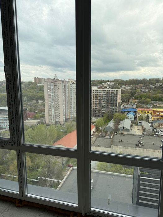Apartment in Dnipro, Sobornyy rayon - View 2