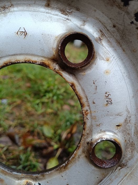 Koła opony felgi kompletne 2 szt 235 65 R 16 C renault master movano