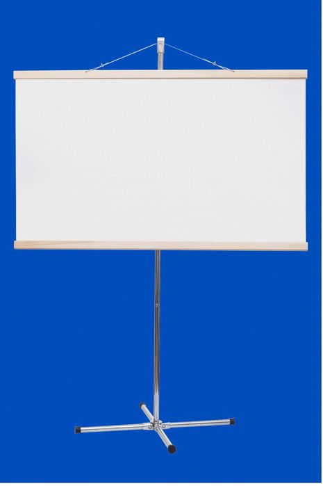 Екран экран для проектора різних розмірів, форматів та конструкцій.