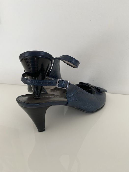 Sandałki na obcasie / 40