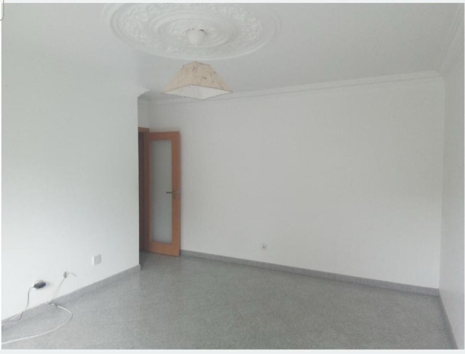 T3 NOVO para Arrendamento em Almada | 110 m² | Renda Negociável