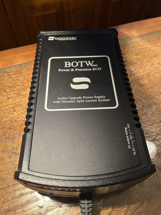 AURALIC Aries Streamer plus zasilacz Sbooster