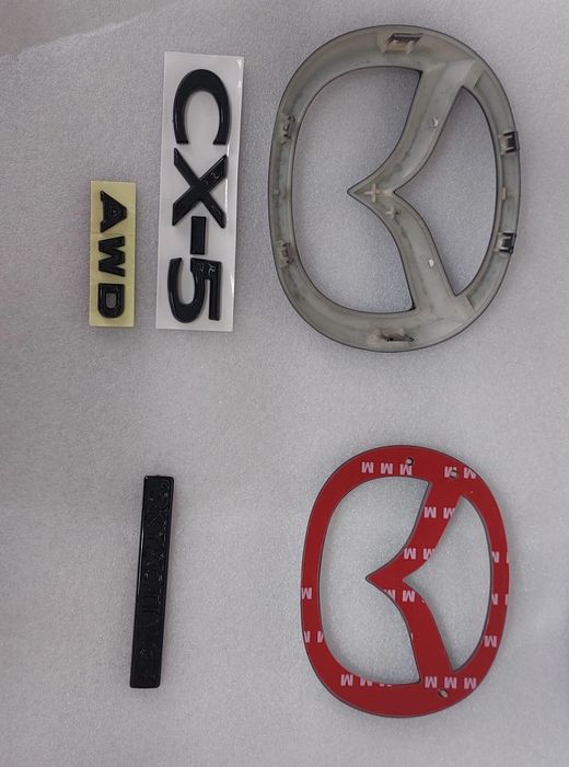 【中古】バッジ Эмблема надпись шыльдик Mazda SKYACTIV на багажника скай актив