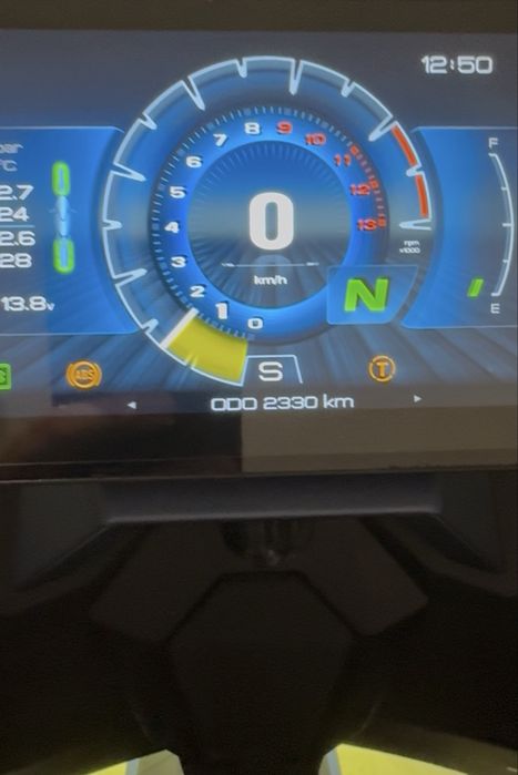 Zontes 703f  2025 2300km imaculada e com varios extras
