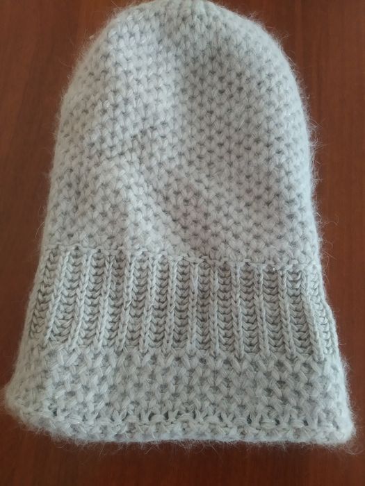 Шапка  жіноча  зимова