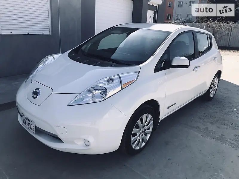 Nissan Leaf 2016г