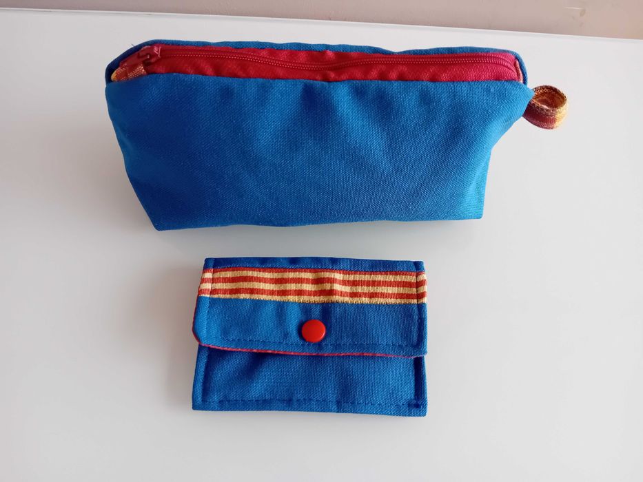 Estojo + carteirinha