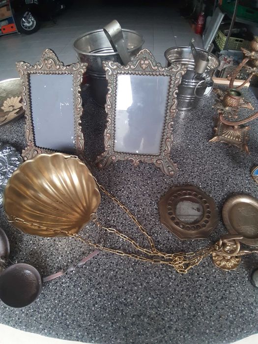 Várias peças antigas em latão vários preços