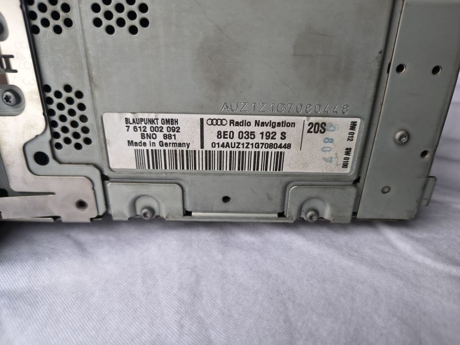 Radio 2 din Audi A4 B7  Navigation