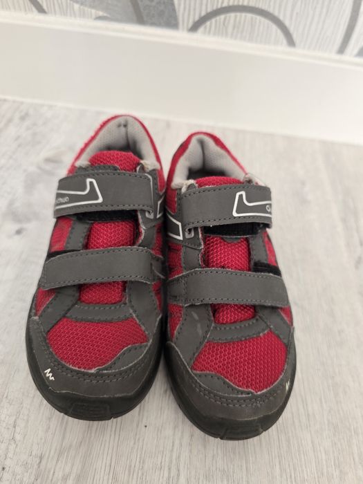 Buty Decathlon Quechua rozmiar 29 dziecięce na rzepy