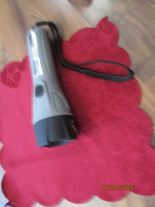 Latarka LED 2X baterie AA