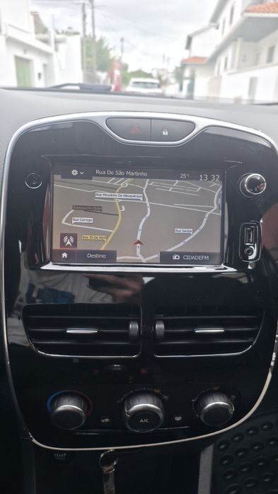 Renault Clio IV 1.5dCI ECO GPS AC Auto Sensores 11/2015