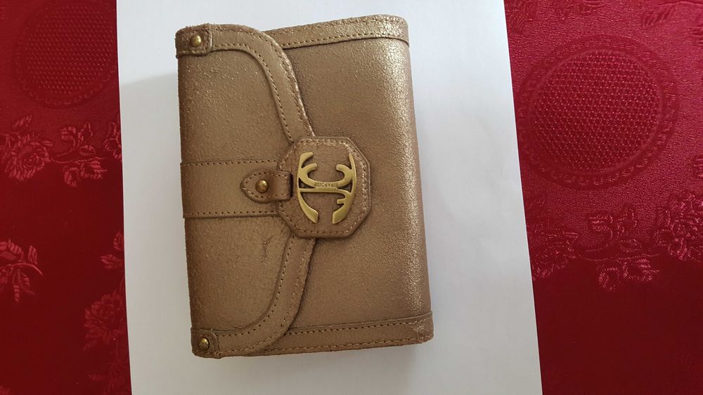 Elegancki portfel damski