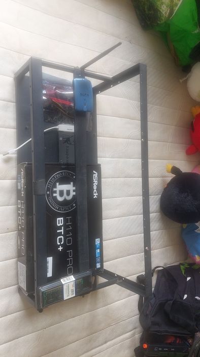 Asrock h110 pro BTC+ Combo CPU + RAM com Rig de Mineração64553264683139122