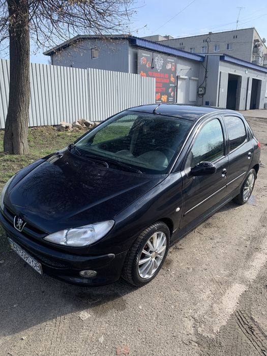 Продам Peugeot 206