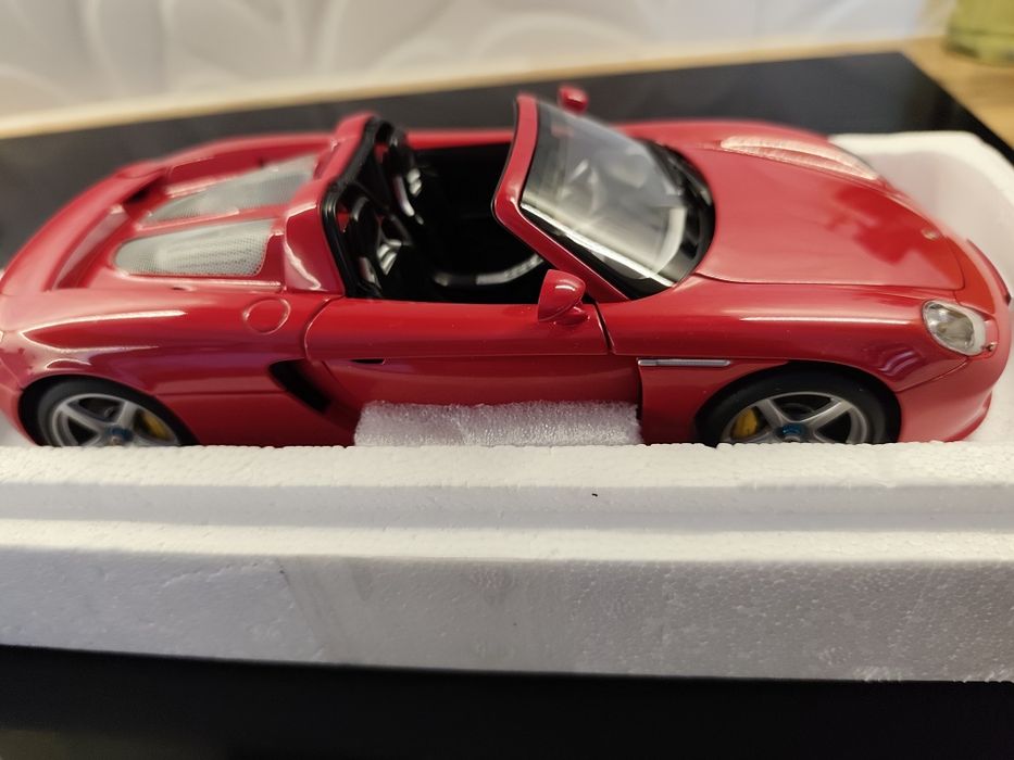 Porsche Carrera GT auto art