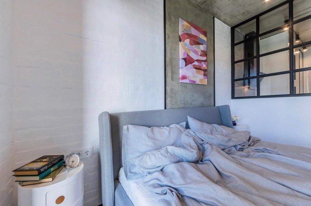 Дизайнерська  ЖК ! 044" , Кирилівська 37А. .метро Поштова Площа