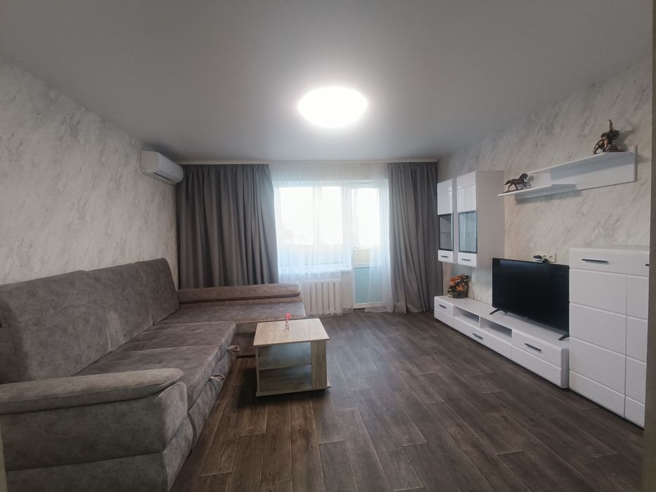Продам 3к квартиру Мініна Шнеерсона Поля низ