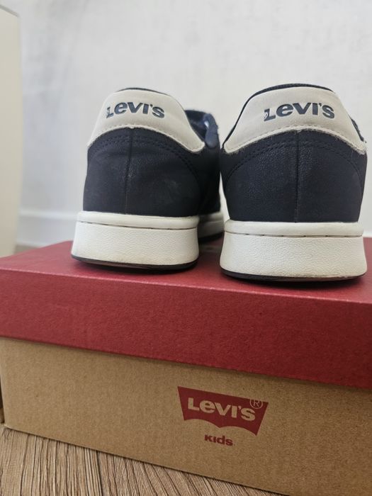 Кеди , мокасини LEVIS